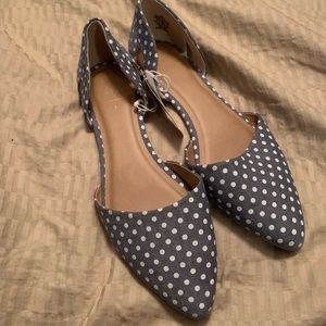 New with tags: Gap flats size 7